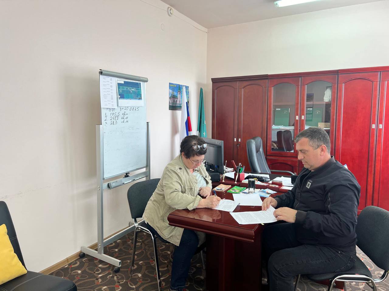 В АУРА «Республиканский бизнес инкубатор» по результатам проведенного конкурса был подписан договор с предпринимателем