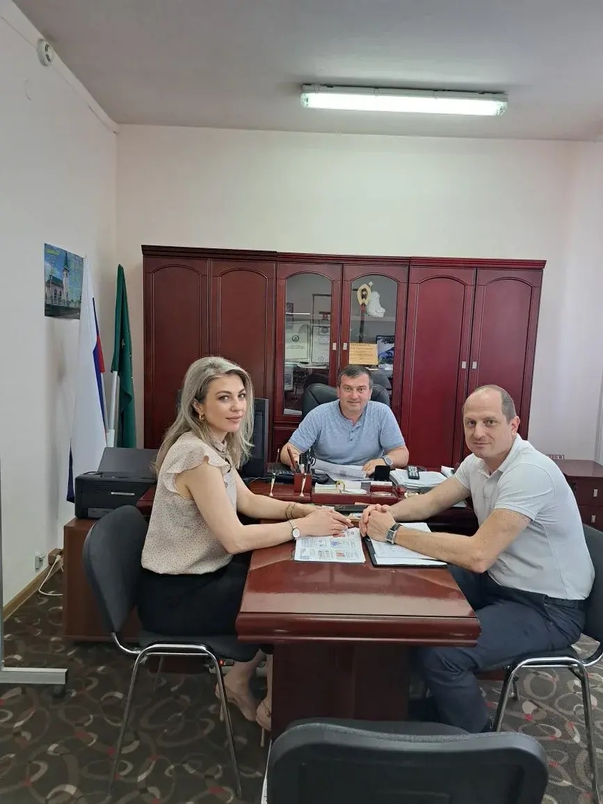 В АУ РА "Республиканский бизнес- инкубатор" была организованна встреча с управляющим Альфа Банка по Республике Адыгея